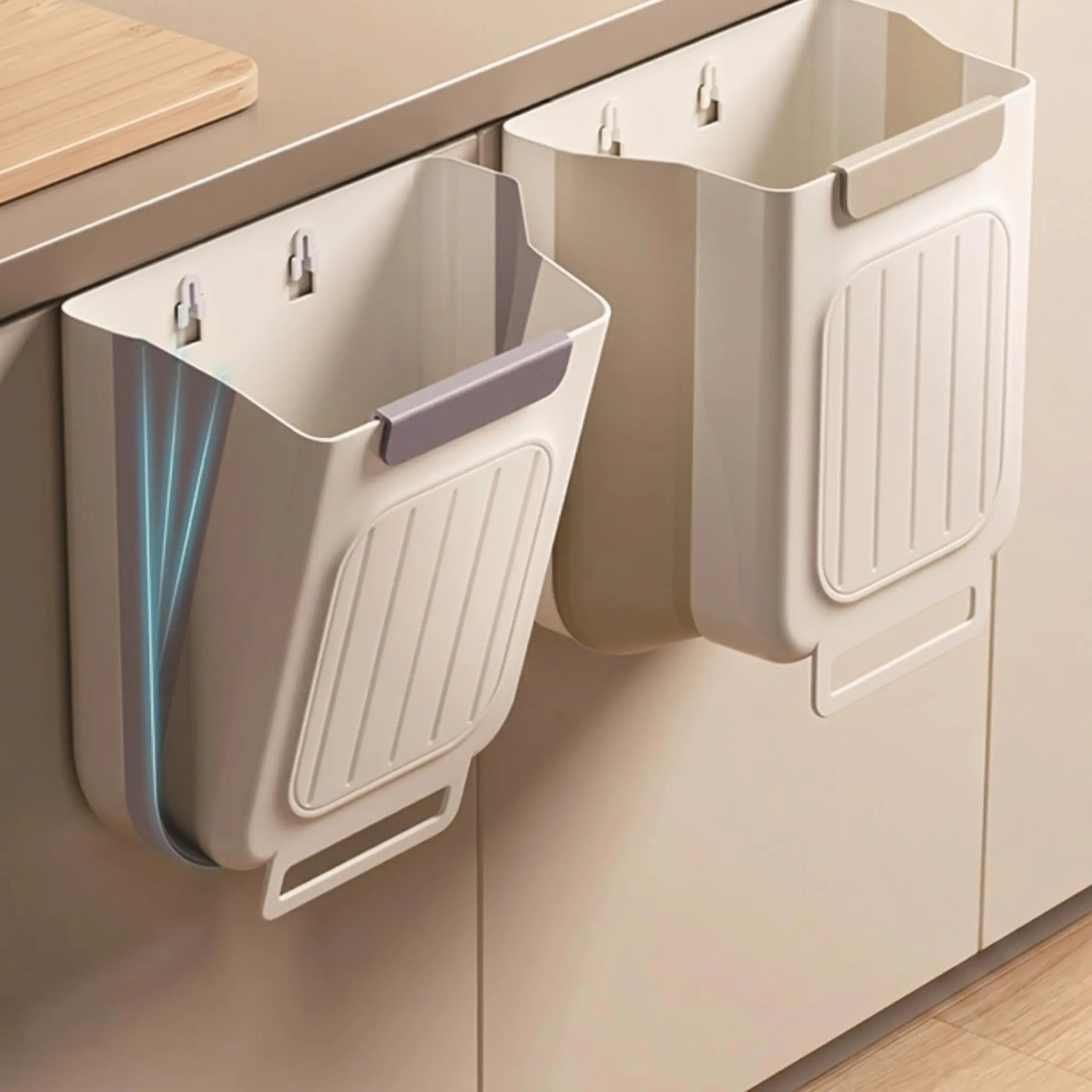 Collapsible Hanging Trash Bin